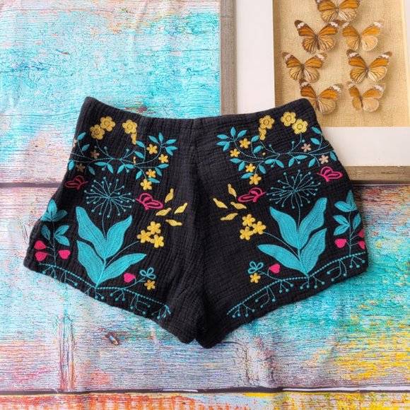 Honey Punch Black Embroidered Festival Shorts, L - Picture 5 of 10